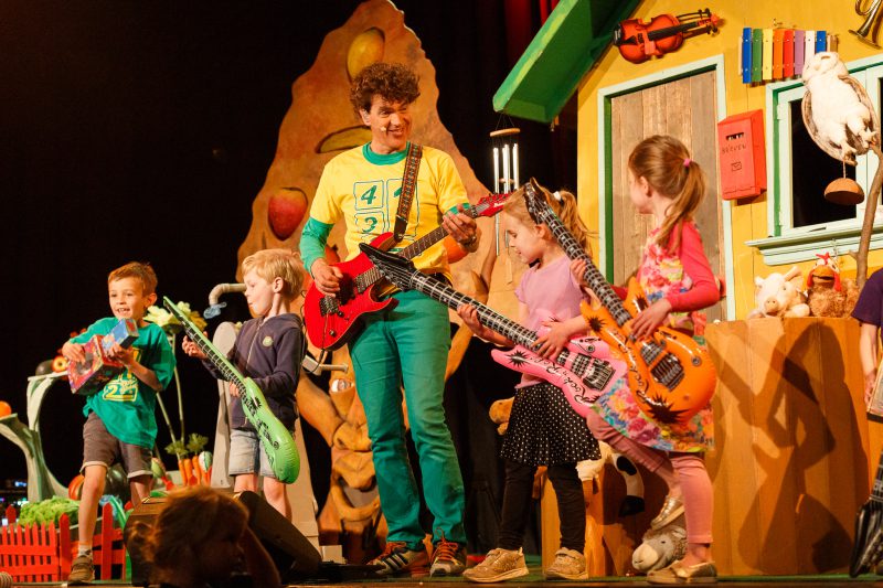 Muziek-maken-met-Dirk-Scheele-©Hans-van-Doorn-5